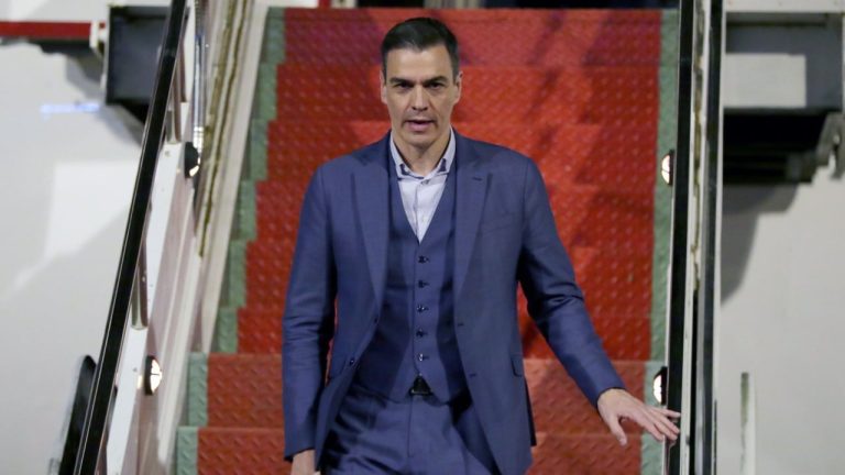 Avioni me Pedro Sanchez bën ulje emergjente në Ankara, çfarë dihet deri tani