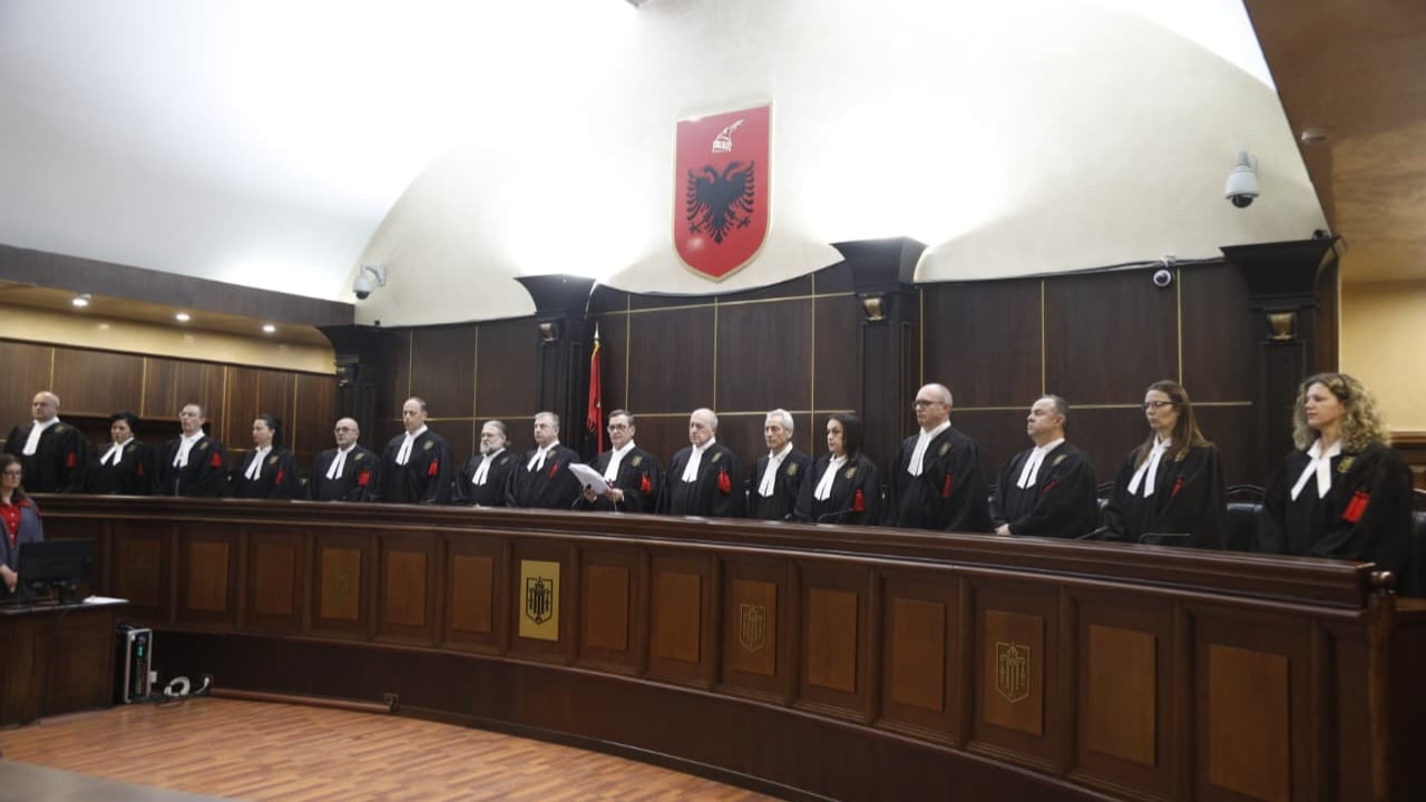 Gjykata e Lartë frenon “arrestin me burg”, hapet rruga për rivlerësim të masave