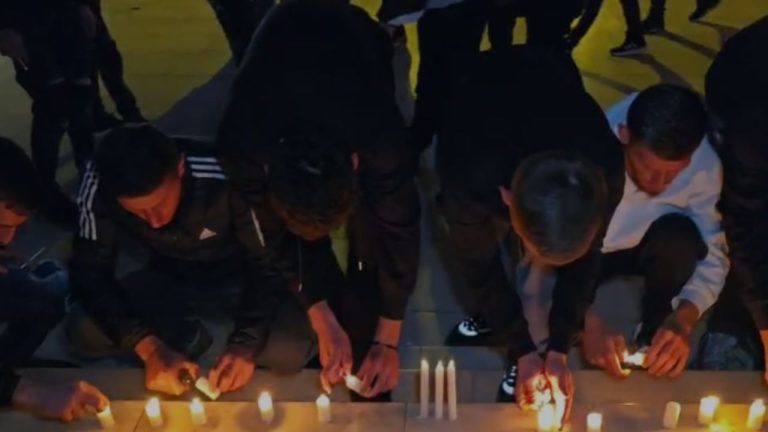 Dy fëmijë humbën jetën në Durrës, protestë në heshtje para Bashkisë: “Merrni masa”