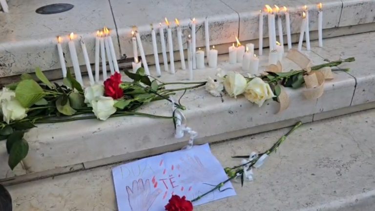 Protestë në Durrës pas vdekjes së dy fëmijëve, banorët akuzojnë për mungesë sigurie
