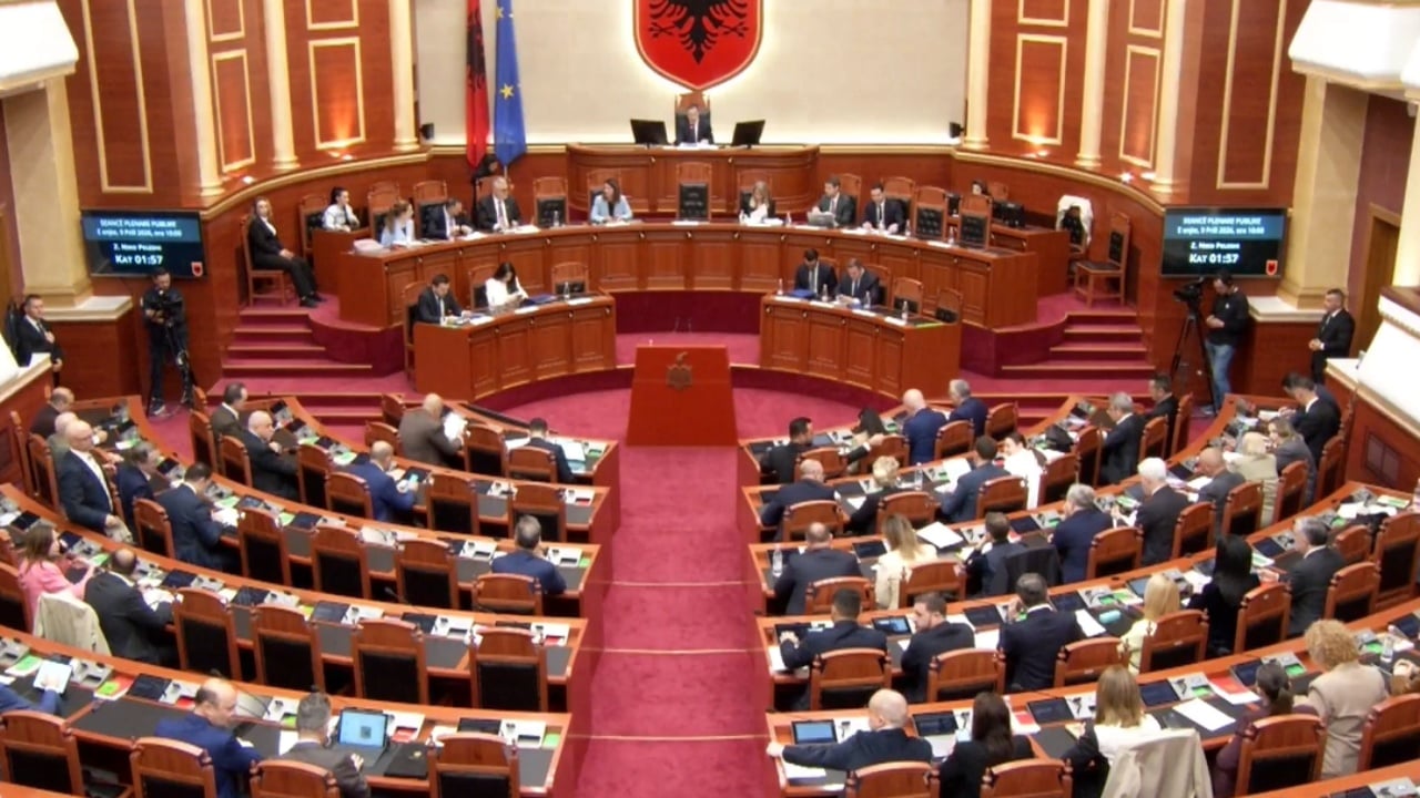 Kuvendi sot me interpelancë për Ramën dhe Karakaçin, në rend dite edhe Kodi Rrugor