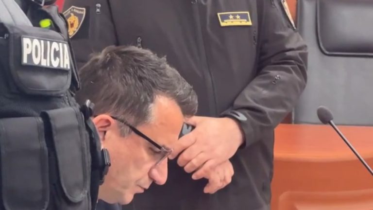 Veliaj në Gjykatën Administrative: Më survejojnë e më arrestojnë, por më mohohet gjykata