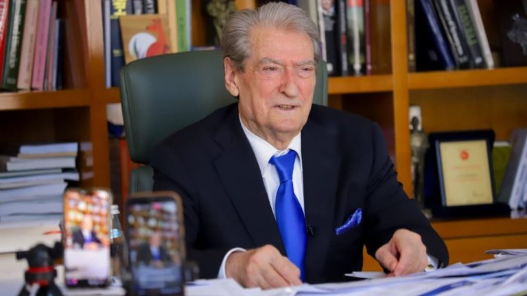 Berisha sulmon ambasadorin Gonzato: Sipas tij, po përcjell në Bruksel versionin e Ramës për opozitën