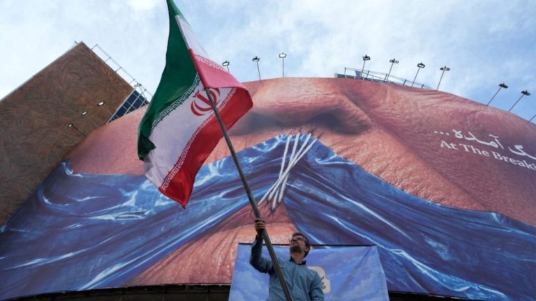 Irani i kthen përgjigje SHBA-së përmes Pakistanit, negociatat fokus te ndalimi i luftës