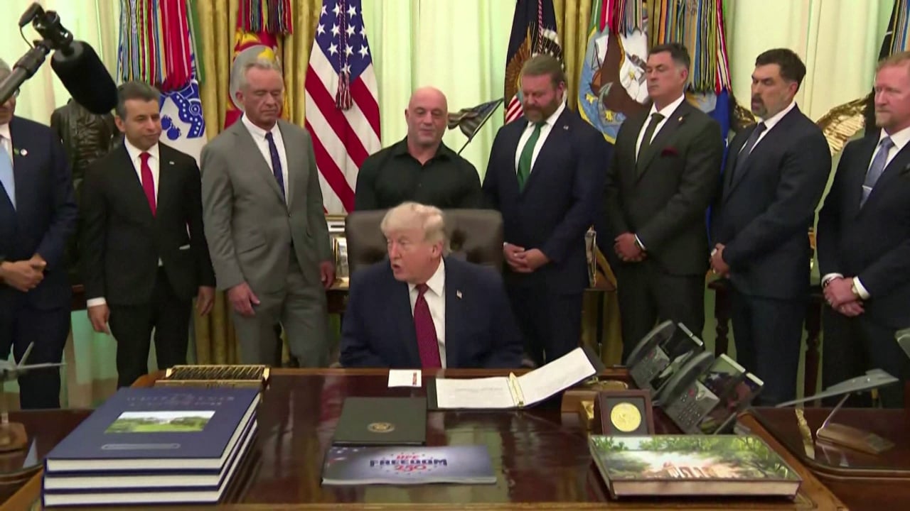 Trump publikon imazhe me AI kundër Iranit, ndërsa Uashingtoni pret përgjigje për marrëveshjen