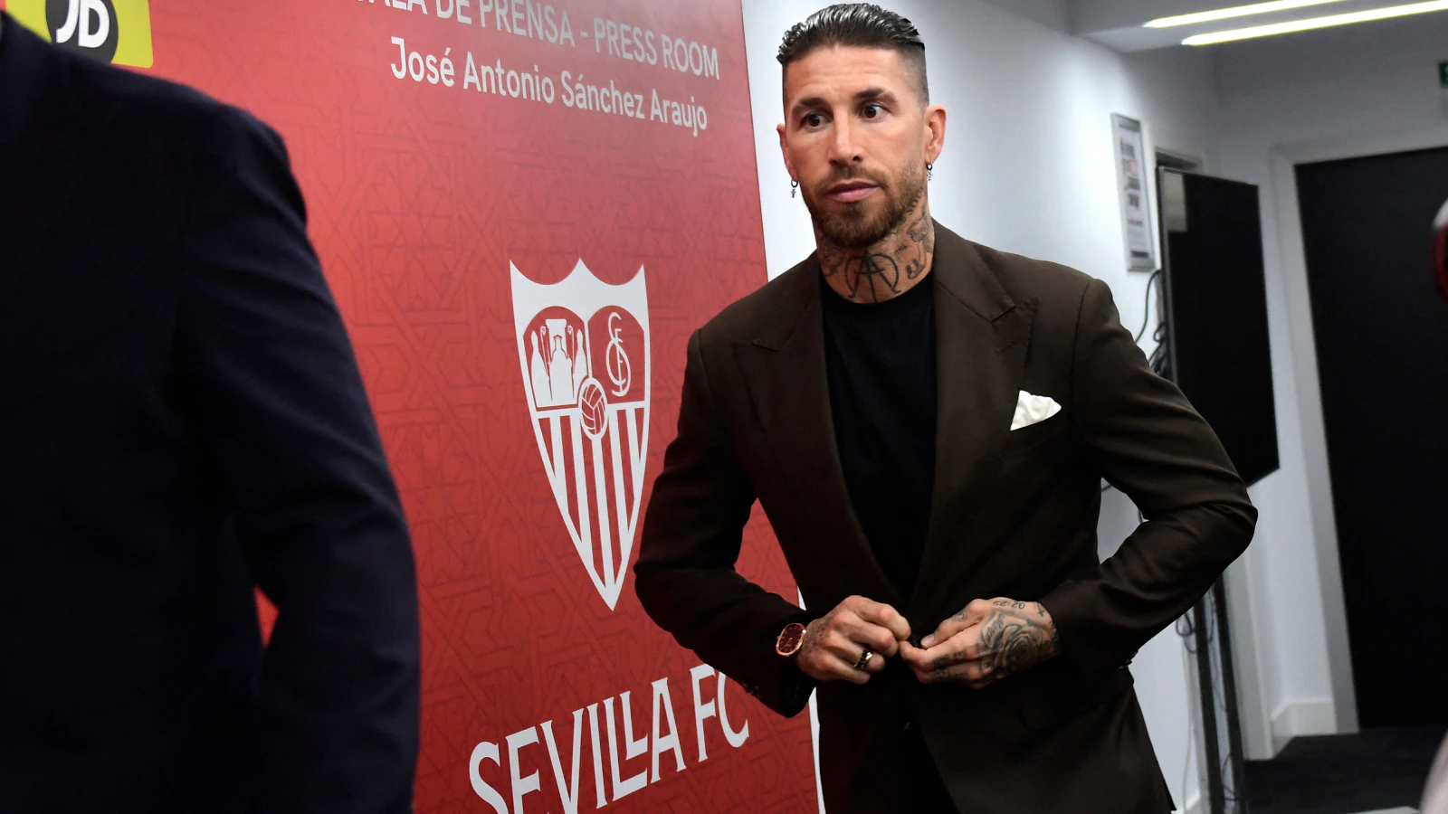 Sergio Ramos pranë blerjes së Sevillas për 450 mln euro, por marrëveshja s’është mbyllur ende