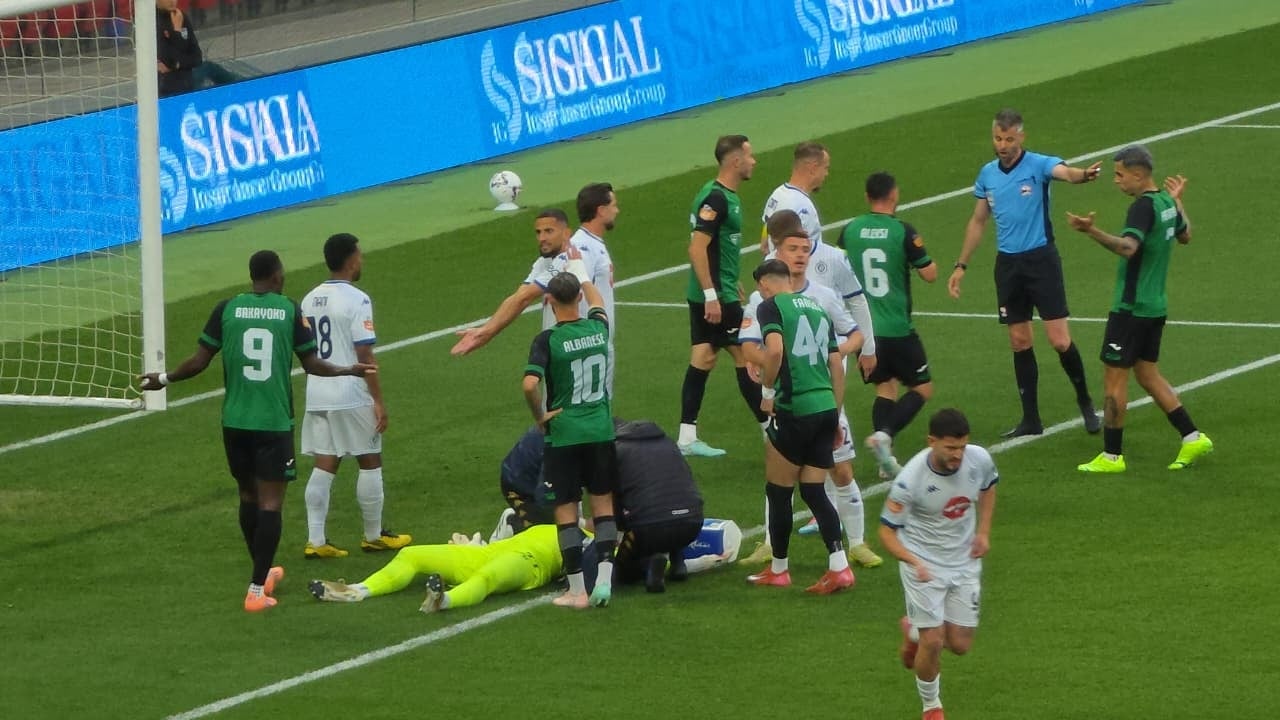 Finalja Dinamo-Egnatia nis me përplasje të rëndë: dëmtohet Teqja, i kuq për Bakayokon