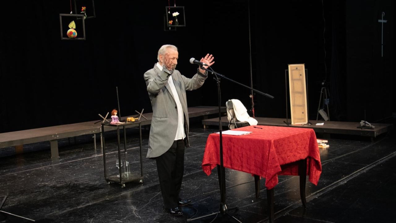Naun Shundi vdiq pa marrë pagesën, prej 10 vitesh zvarritet gjyqi për veprën në Teatrin Kombëtar