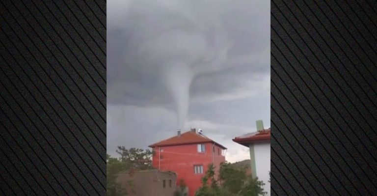 Tornado dhe breshër godasin Turqinë, të plagosur dhe dëme në disa rajone