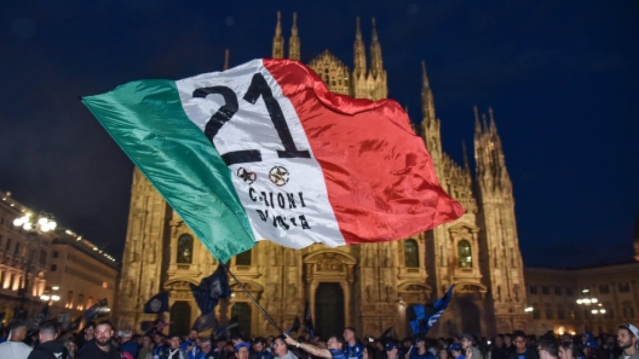 Interi feston titullin në Milano, raportohen 400 mijë tifozë nga San Siro në Duomo
