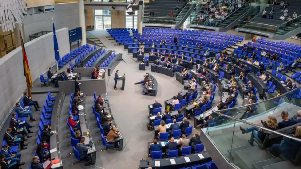500 euro më shumë për deputetët në Gjermani? 85% e qytetarëve kundër rritjes në Bundestag