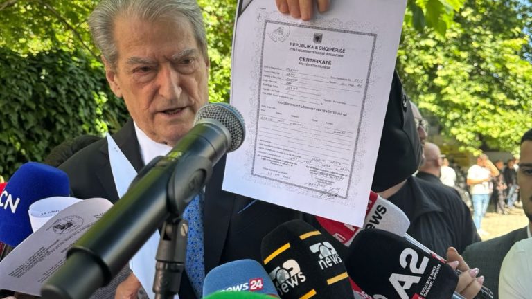 Berisha publikon deklaratë noteriale për Altin Dumanin dhe ngre akuza për vilën