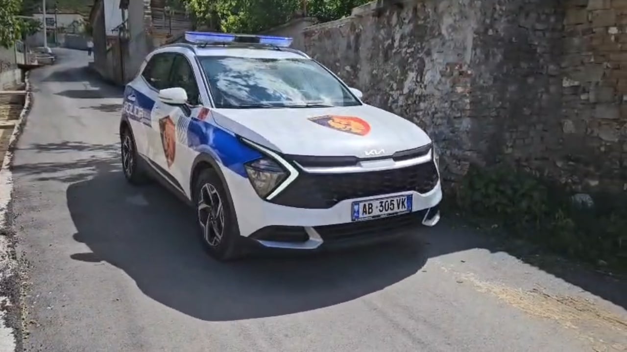 Plagosja e policit Anxhelo Kumaraku, dy vëllezër nën dyshim: pista lidhet me një borxh