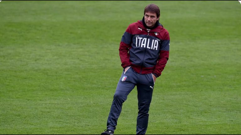 Antonio Conte pranë rikthimit te Italia pas 10 vitesh, por paga mbetet pengesa kryesore
