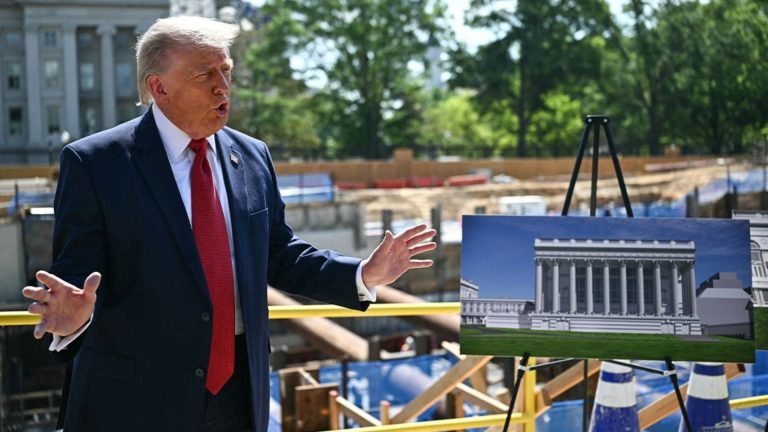 Trump kërcënon Iranin me sulm brenda pak ditësh: “Ishim një orë larg”