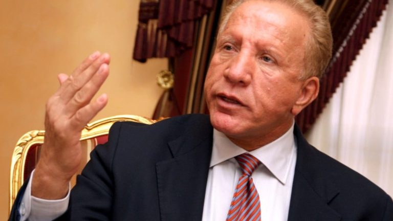 Behgjet Pacolli tërhiqet nga Aeroporti i Vlorës dhe ngre akuza për presion nga shteti