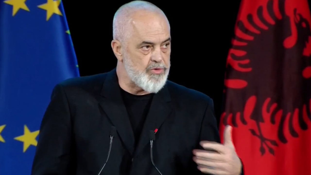 Rama sulmon qasjen e BE-së ndaj Rusisë dhe shtyn idenë për anëtarësim pa veto
