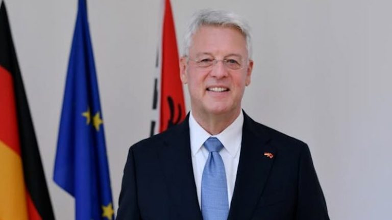 Gjermania mbështet integrimin e Shqipërisë në BE, por vendos kushte të qarta për drejtësinë