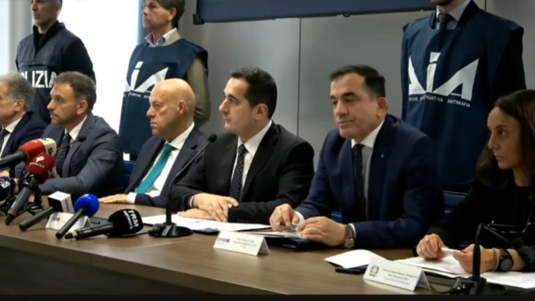 SPAK dhe antimafia e Barit godasin grupin kriminal, 10 të arrestuar dhe 1 milion euro të sekuestruara