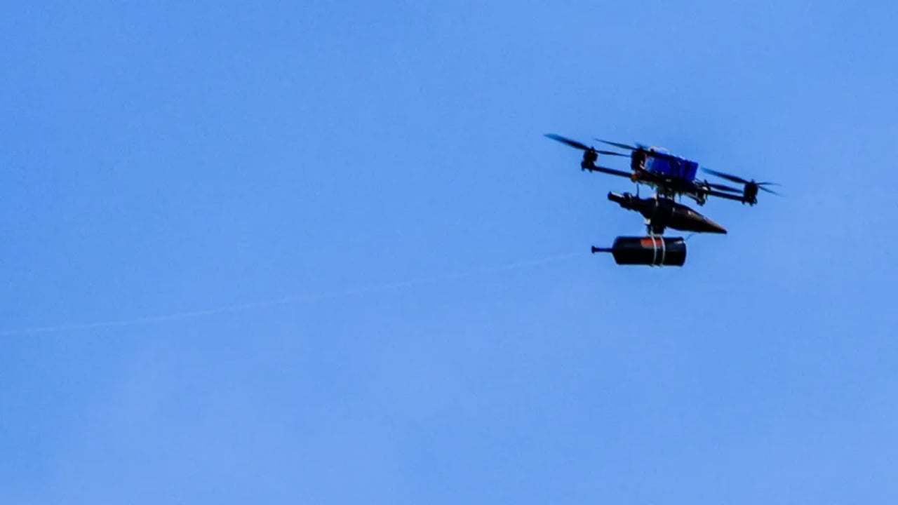 Hezbollahu godet me dronë me fibra optike, Izraeli përballet me një kërcënim të ri në kufi