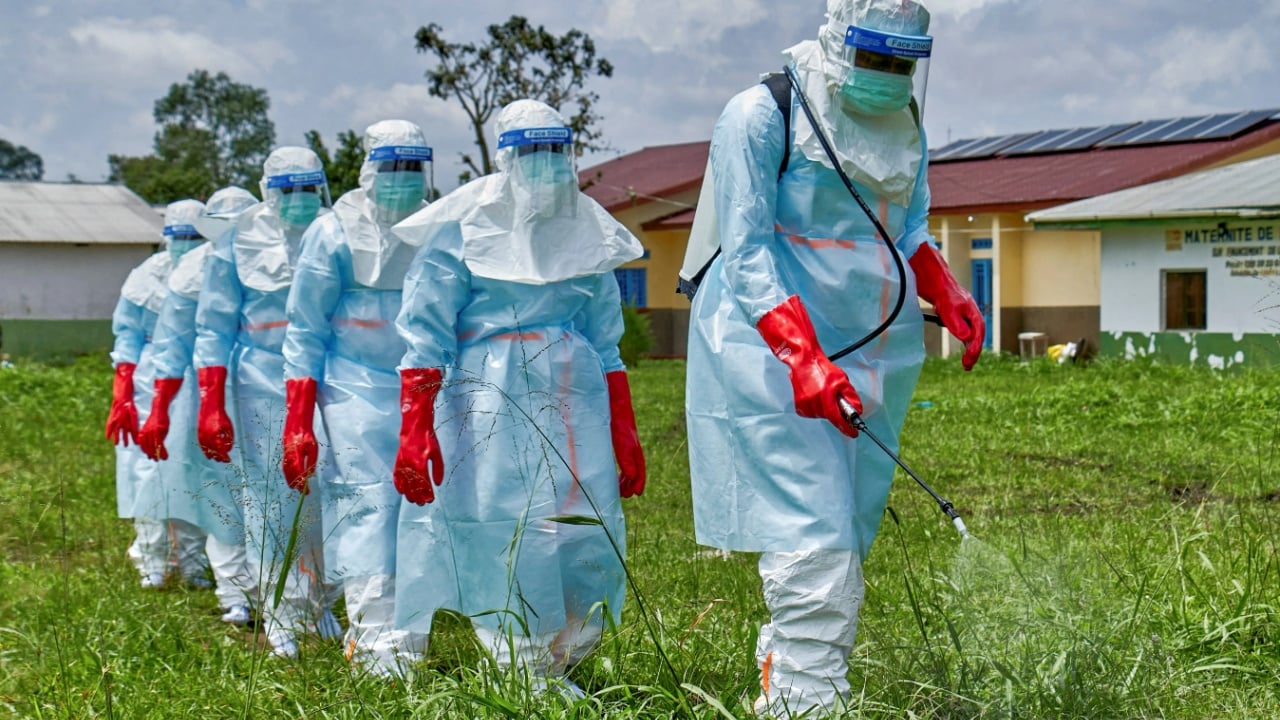 ISHP: Nuk ka rrezik për Ebola në Shqipëri, por udhëtarëve u kërkohet kujdes