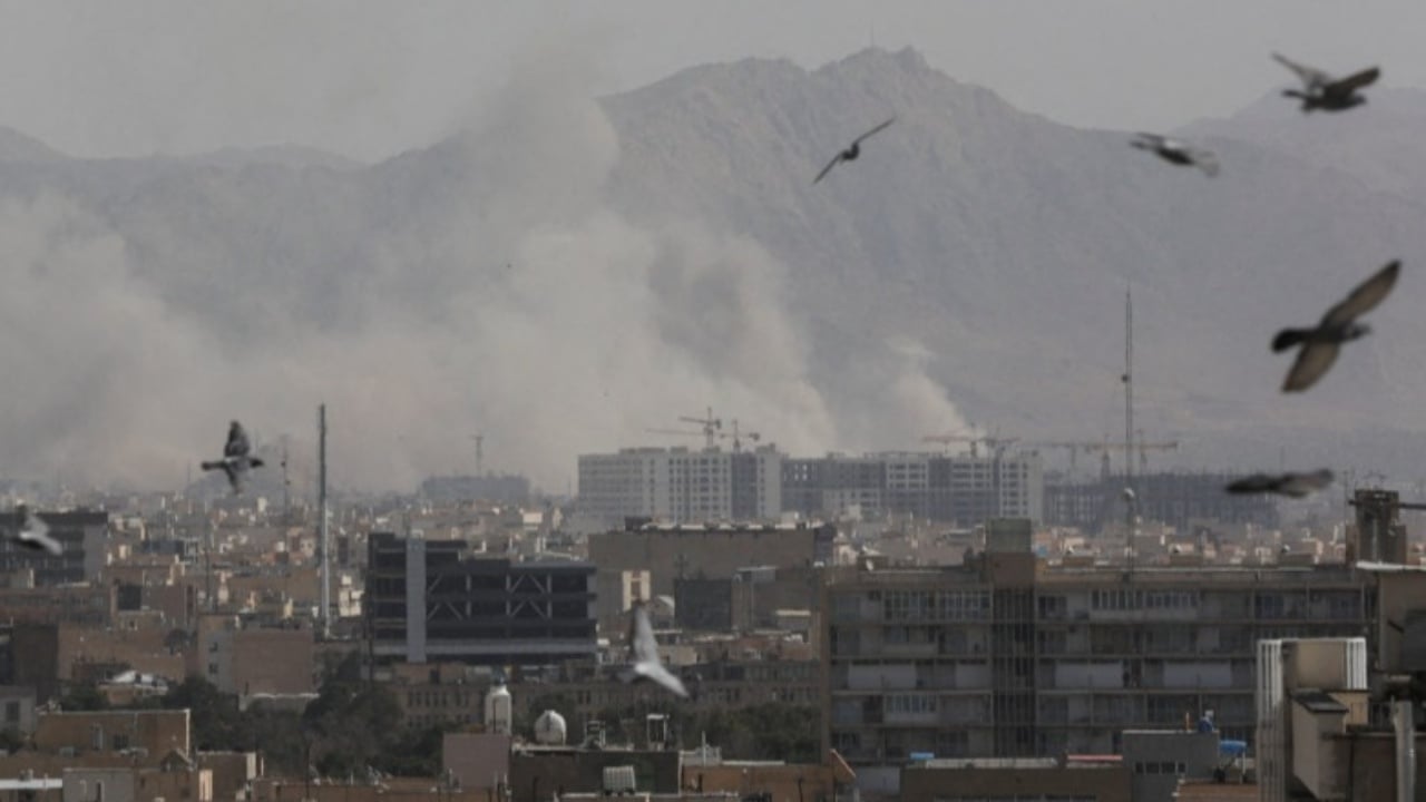 Iran godet bazën amerikane në Kuvajt, raportohen pesë të plagosur dhe dëme në dronë