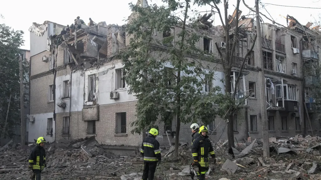 Sulm masiv rus në Ukrainë: 22 të vrarë dhe mbi 100 të plagosur, mes tyre fëmijë