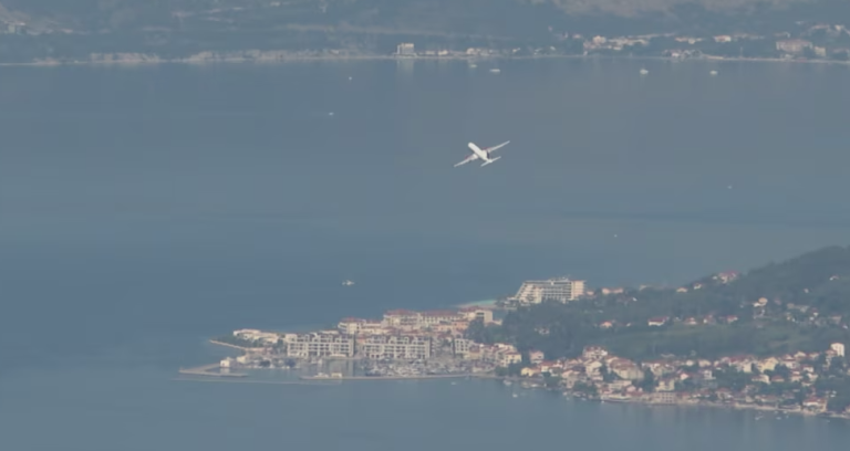 Fluturimi nga Beogradi bllokohet në Tivat, policia verifikon 90 pasagjerë para samitit
