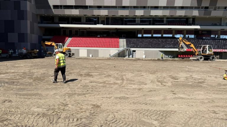 Arena Kombëtare ndërron fushën para Europianit U-21, FSHF hap ndërhyrjen në stadium