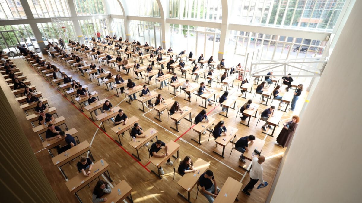 Publikohen notat e gjuhës së huaj për maturantët, ja ku mund t’i kontrolloni rezultatet