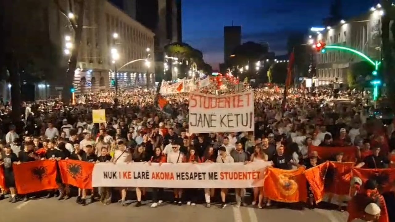 Protesta në Tiranë, dita e 16-të: marshim brenda unazës dhe thirrje për të shmangur incidentet