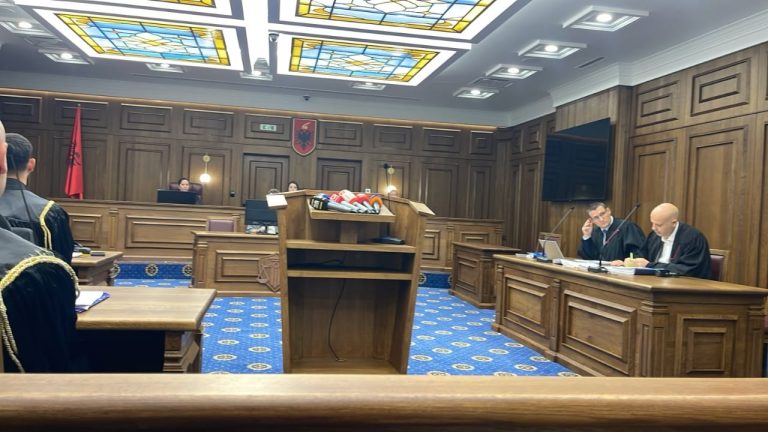 GJKKO rrëzon 5 kërkesat e Veliajt, por shtyn seancën për dosjen me 19 të pandehur