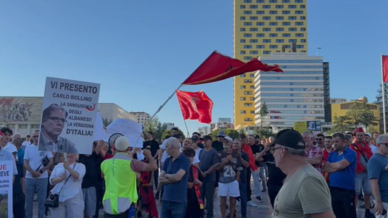 Policia procedon 23 protestues pas tubimit te 18-te para Kryeministrise ne Tirane