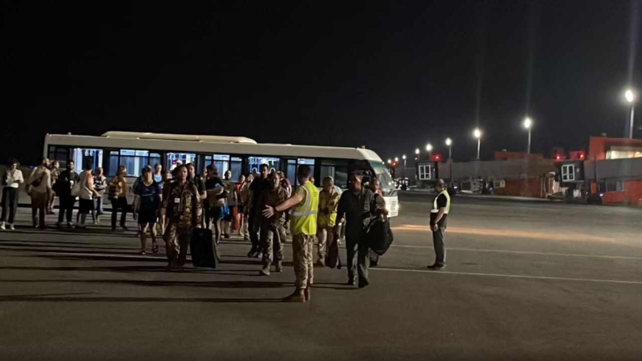 Sulm në aeroportin e Niamey-t në Niger: 13 të vrarë, mes tyre 11 ushtarë