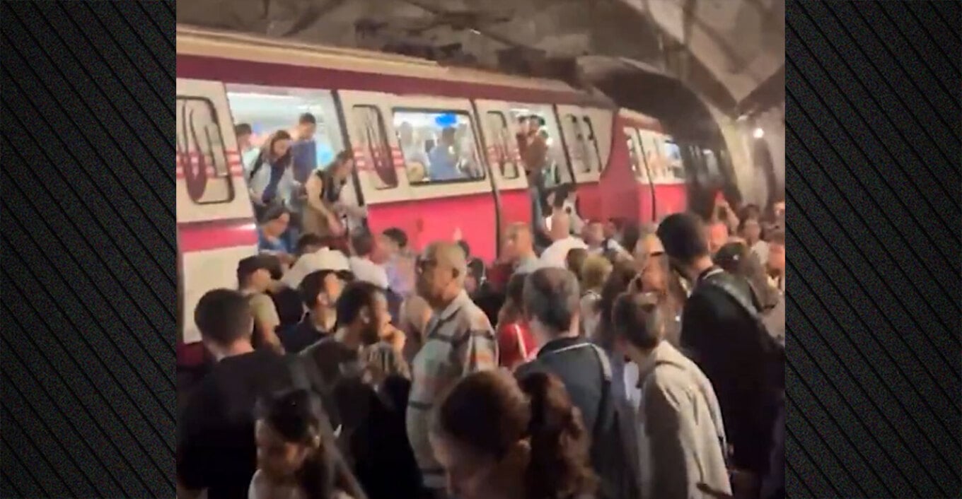Treni i metrosë del nga shinat në Stamboll, 3 të plagosur dhe linja M4 kufizohet