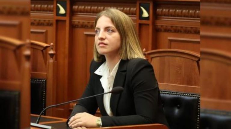 Marjana Koçeku i kërkon Ramës dorëheqjen: “Shqiptarët nuk frymëzohen më”