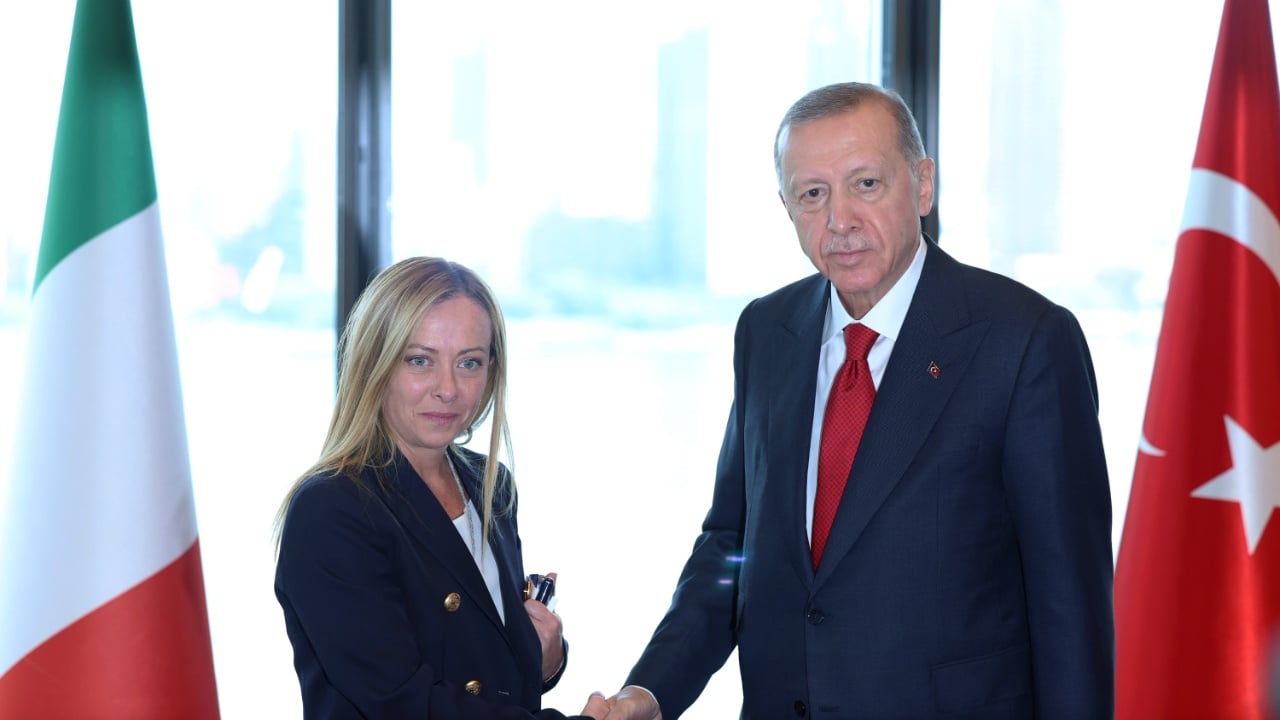 Media italiane e sheh Shqipërinë mes Italisë dhe Turqisë në samitin e NATO-s