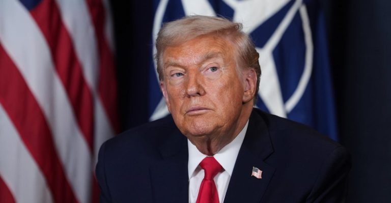 Sulme me dronë në Ngushticën e Hormuzit, Trump akuzon Iranin për shkelje të armëpushimit