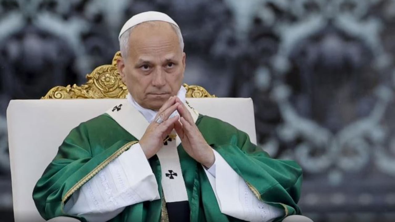 Papa nga Lampeduza kërkon strategji afatgjatë për emigrantët: “Bota të bëhet më humane”