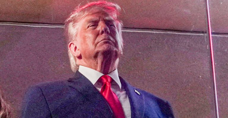 Trump në 4 Korrik rikthen retorikën e “kërcënimit komunist” mes ndarjeve në SHBA