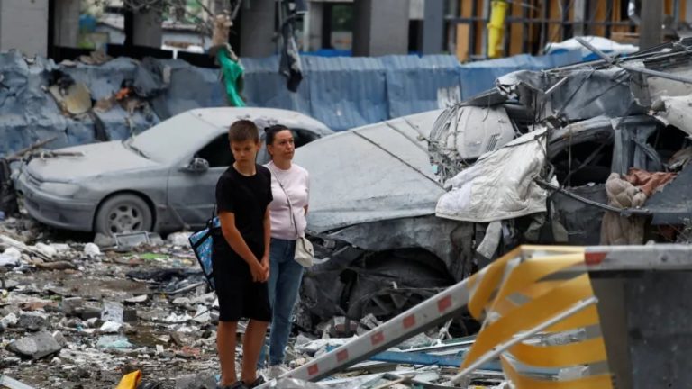 Sulm masiv mbi Kievin para samitit të NATO-s, 9 të vrarë dhe dhjetëra të plagosur