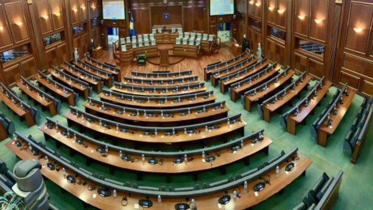KQZ certifikon zgjedhjet në Kosovë: Vetëvendosje merr 53 mandate në Kuvend