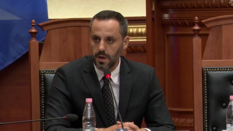 Qeveria njofton 701 milionë lekë më shumë për Policinë, fondi kalon me Akt Normativ