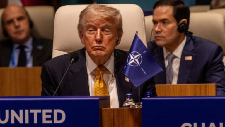 Trump në samitin e NATO-s: sipas Reuters, SHBA garanton se mbetet në Aleancë