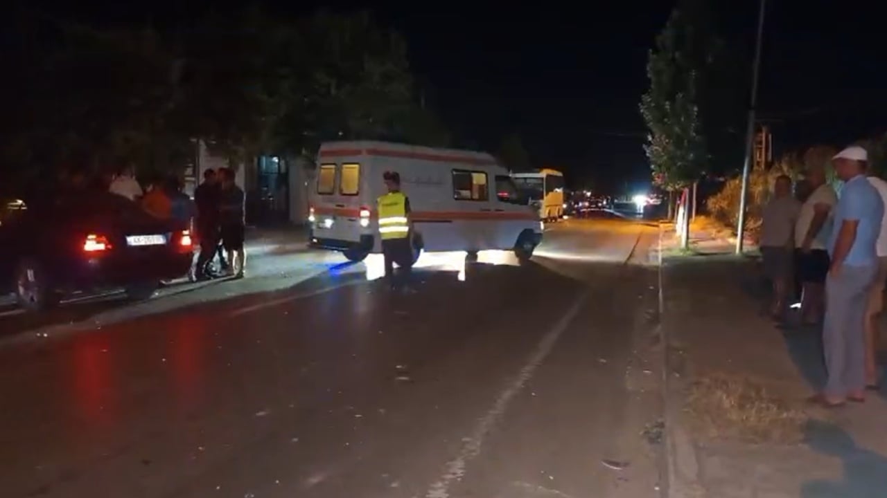 Crash on the Lushnjë-Berat road leaves elderly woman in hospital after rear-end collision