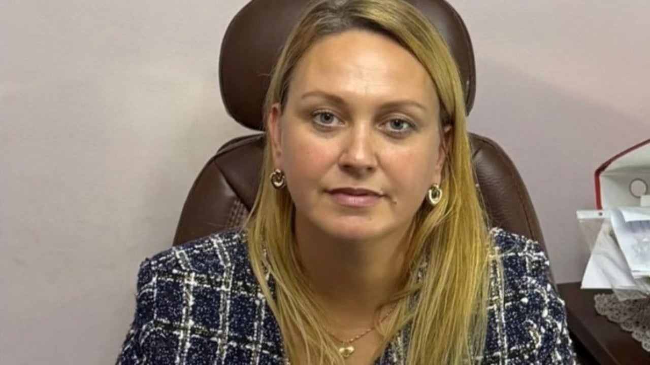 Skandal te Posta e Durrësit: shkarkohet drejtoresha, kallëzim në Prokurori për 3 milionë euro