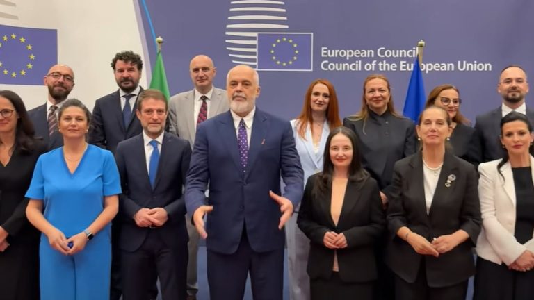 Rama nga Brukseli premton mbylljen e kapitujve deri më 2027, me sulm ndaj opozitës