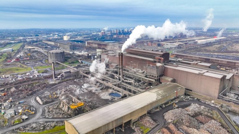 Britania shtetëzon British Steel, qeveria e paraqet si mbrojtje të interesit kombëtar