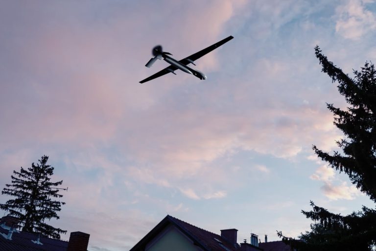Rumani në alarm: F-16 rrëzon dronin e dytë pas shkeljes së hapësirës ajrore