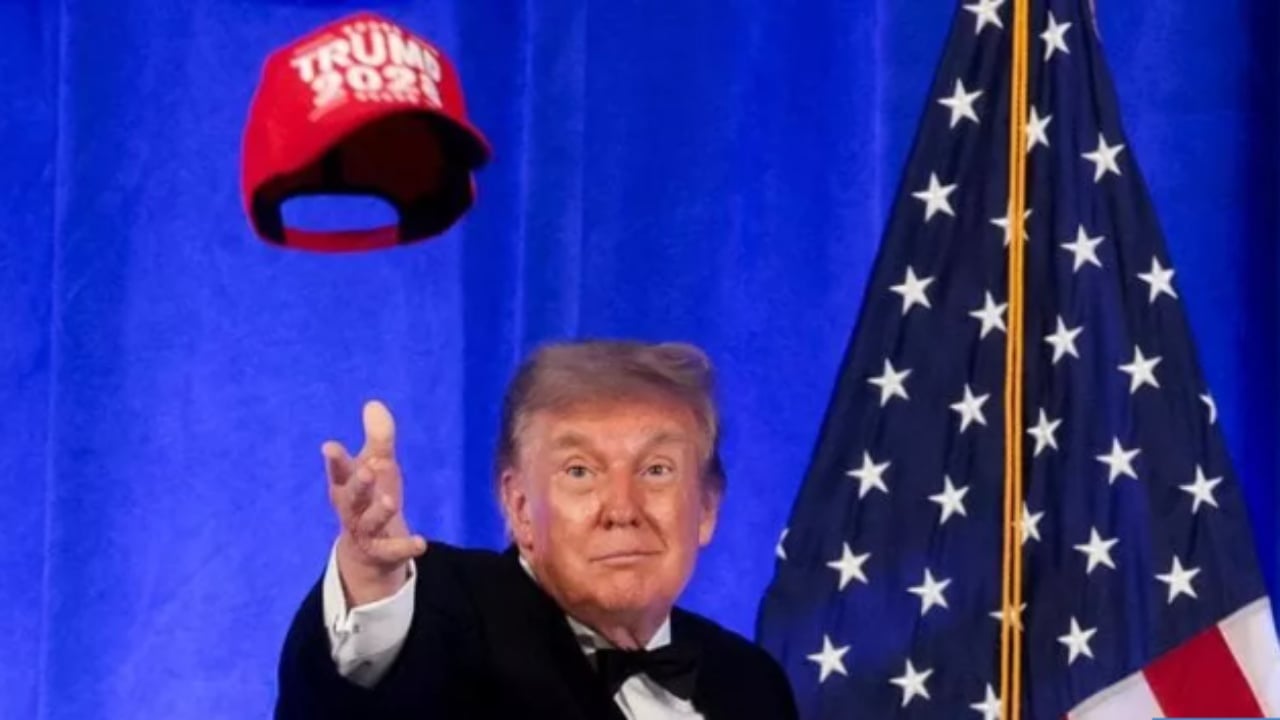 Trump me kapelen “Trump 2028” në Shtëpinë e Bardhë: “Fitova tri herë, tani do ta bëj përsëri”